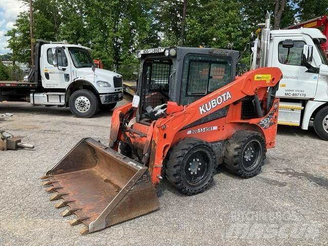 Kubota SSV75 لوادر انزلاقية التوجيه