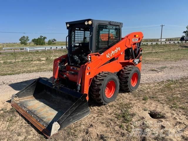 Kubota SSV75 لوادر انزلاقية التوجيه