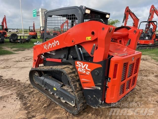 Kubota SVL65-2 لوادر انزلاقية التوجيه