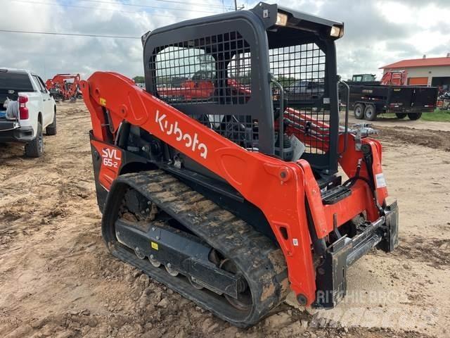 Kubota SVL65-2 لوادر انزلاقية التوجيه