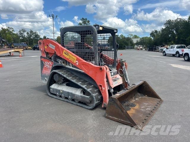 Kubota SVL75-2 لوادر انزلاقية التوجيه