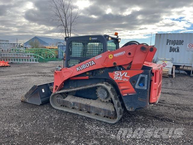 Kubota SVL95-2 لوادر انزلاقية التوجيه