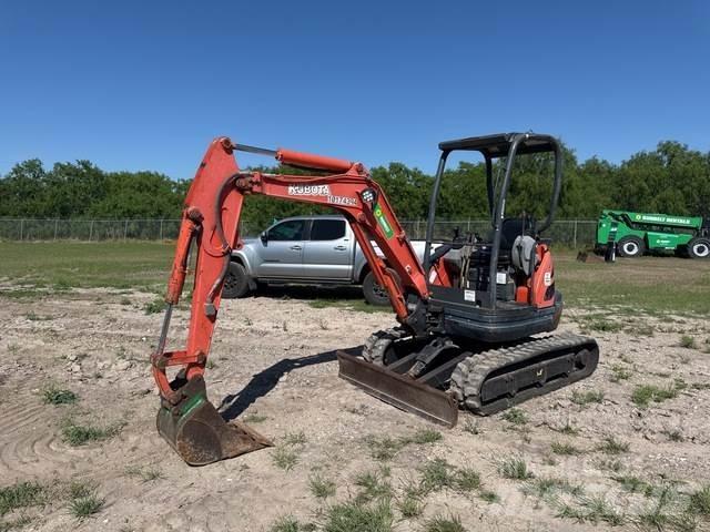 Kubota U25 حفارات زحافة