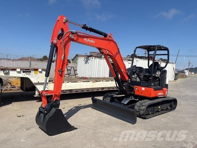 Kubota U55-5 حفارات زحافة
