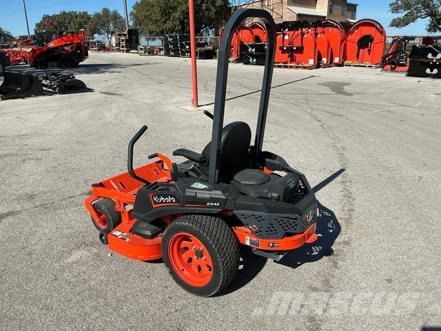 Kubota Z242KH معدات البناء - غير ذلك
