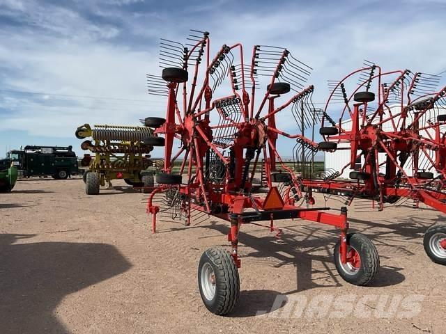 Kuhn GA7501+ مكابس وميبسات التبن