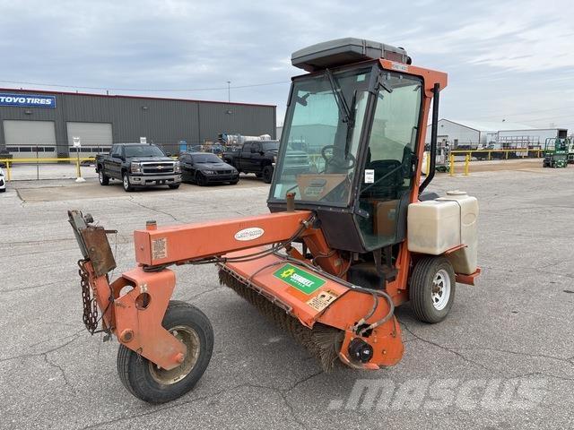 Lay-Mor 8HC كاسحات داخلية