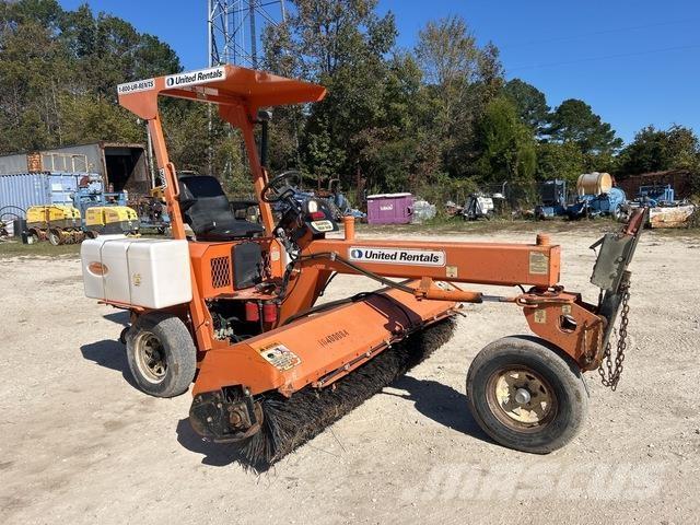 Lay-Mor SM 300 كاسحات داخلية