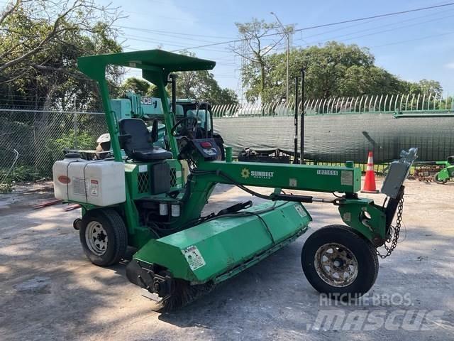 Lay-Mor SM300 كاسحات داخلية