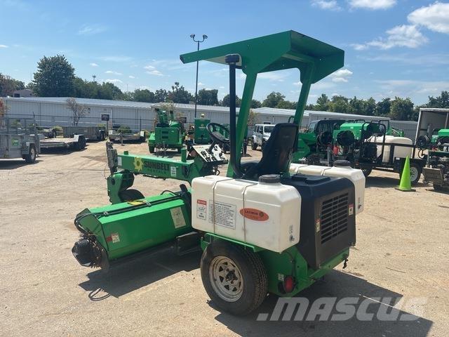 Lay-Mor SM300 كاسحات داخلية