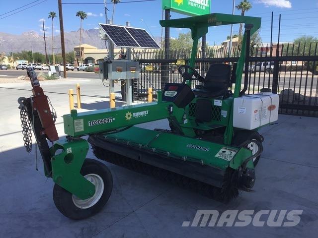 Lay-Mor SM300 كاسحات داخلية