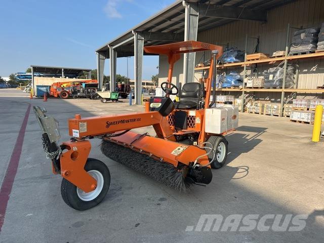 Lay-Mor SM300 كاسحات داخلية