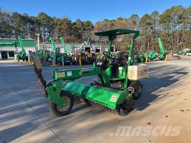 Lay-Mor SM300 كاسحات داخلية