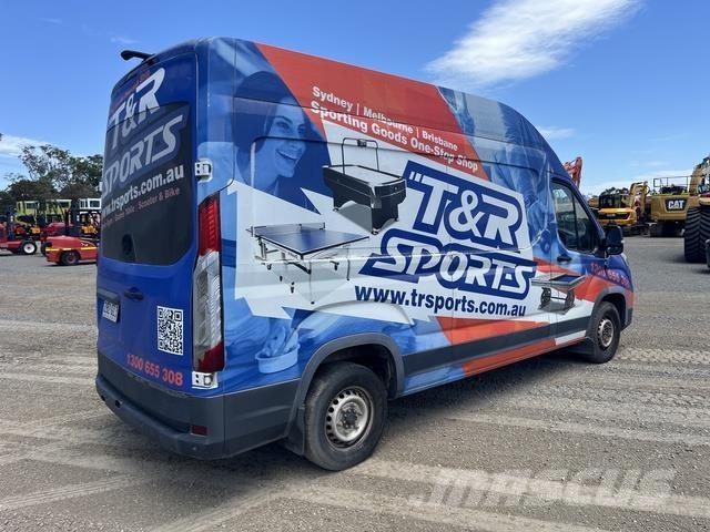 LDV Deliver 9 شاحنة مقفلة