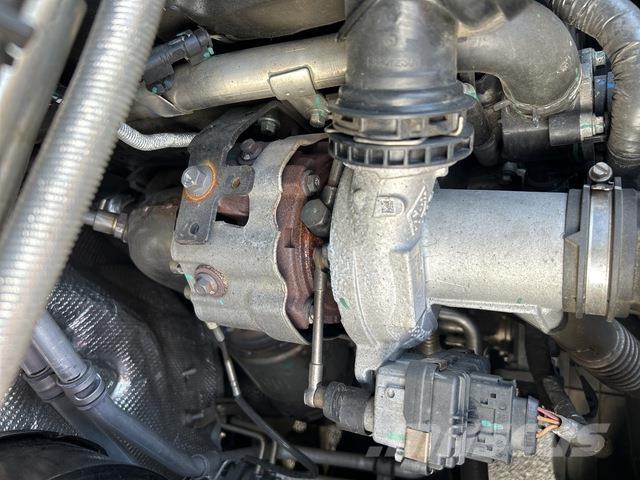 LDV Deliver 9 شاحنة مقفلة