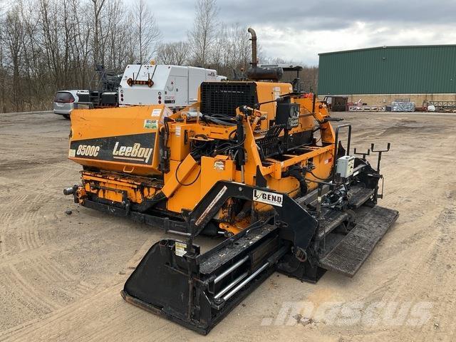 LeeBoy 8500C معدات السفلتة
