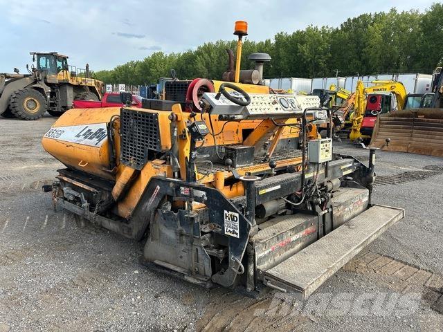 LeeBoy 8515B معدات السفلتة