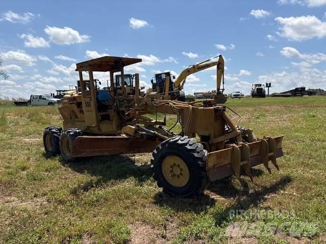 LeeBoy G550 معدات تمهيد الطرق