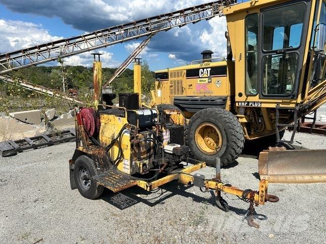 LeeBoy L250T عربات نقل المواد