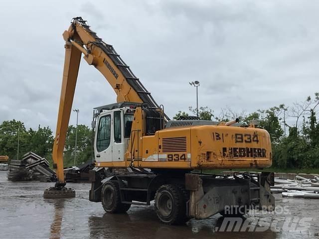 Liebherr A934C مناولات المخلفات / مناولات صناعية