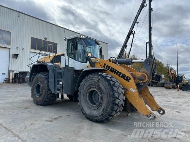 Liebherr L586 لوادر بعجل