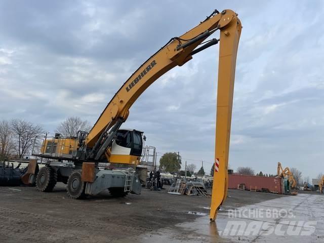 Liebherr LH60M مناولات المخلفات / مناولات صناعية