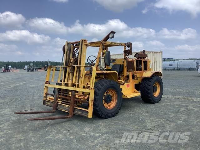 Liftking  شاحنات الطرق الوعرة
