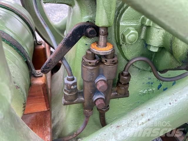 Lister  محركات