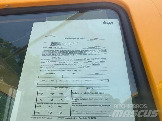 Mack 700 حراثات ونصول الجليد