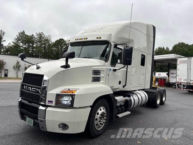Mack AN64T وحدات الجر