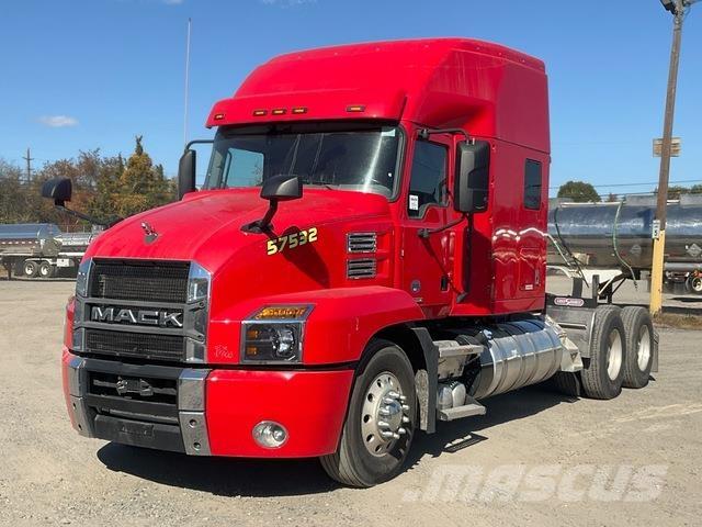 Mack AN64T وحدات الجر