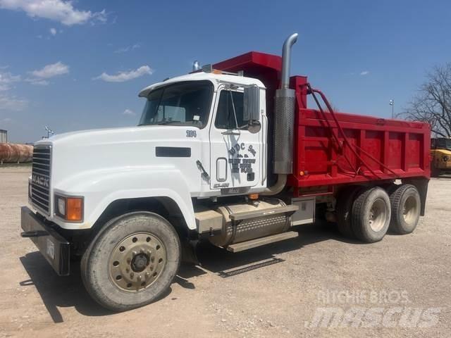 Mack CH613 شاحنات قلابة