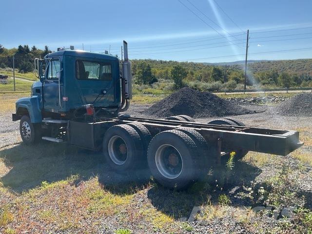 Mack CH613 كابينة والداخلية