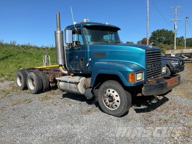 Mack CH613 كابينة والداخلية