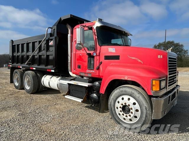 Mack CHU613 شاحنات قلابة