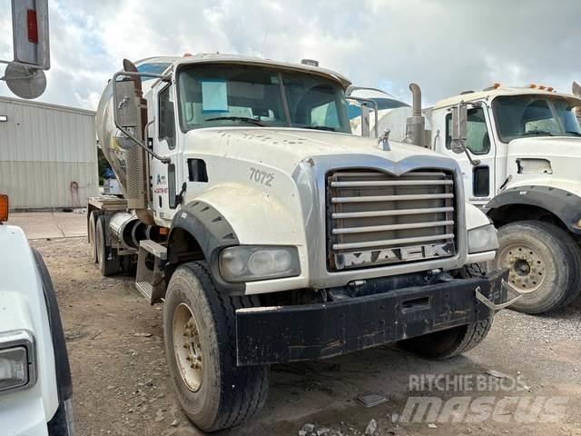 Mack CTP713 شاحنات أخرى