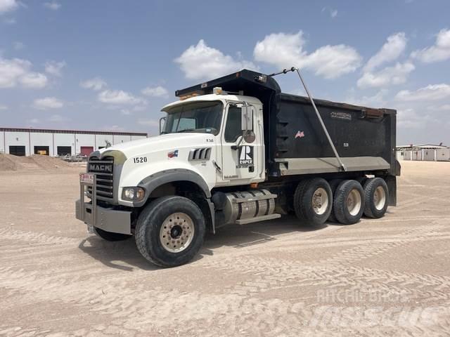 Mack CTP713 شاحنات قلابة
