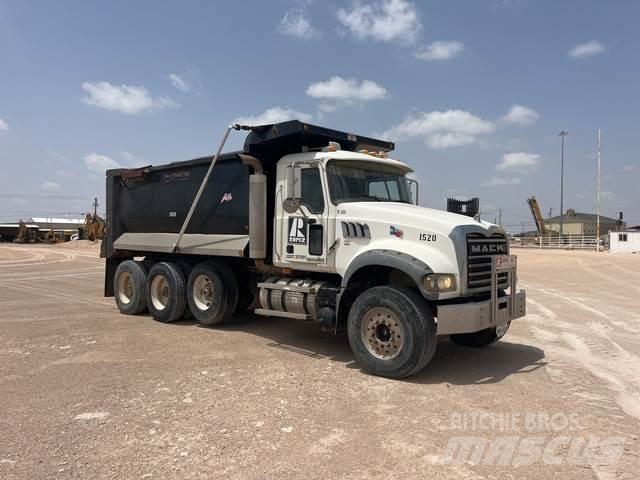 Mack CTP713 شاحنات قلابة