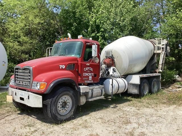 Mack CV513 شاحنات أخرى