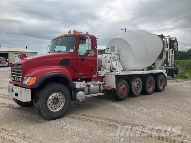 Mack CV513 شاحنات أخرى