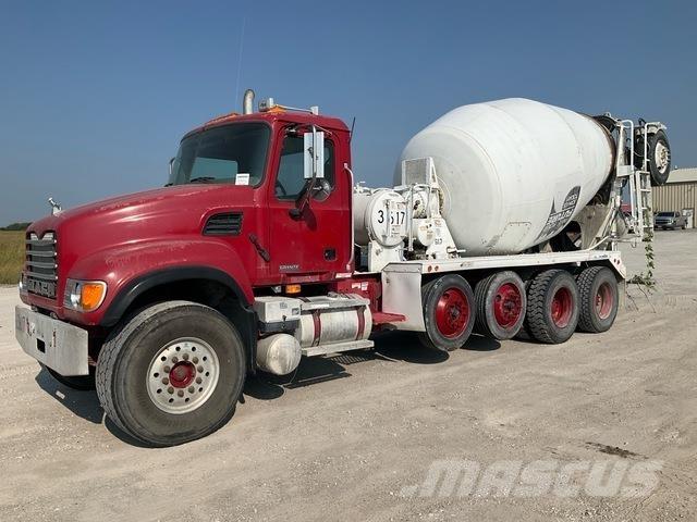 Mack CV513 شاحنات أخرى