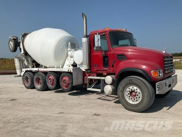 Mack CV513 شاحنات أخرى