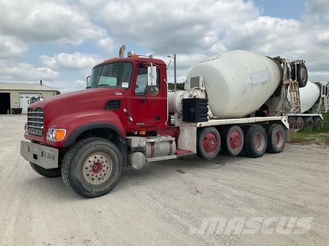 Mack CV513 شاحنات أخرى