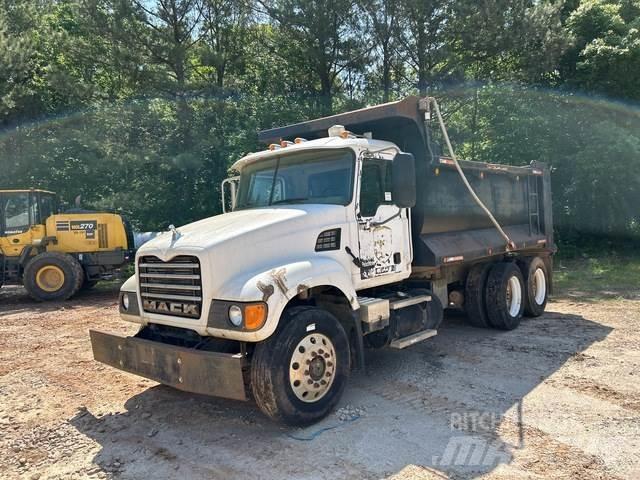Mack CV700 شاحنات قلابة