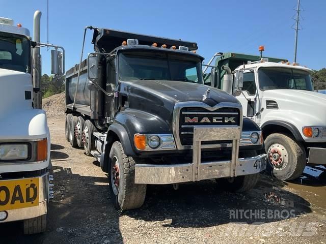 Mack CV713 شاحنات قلابة