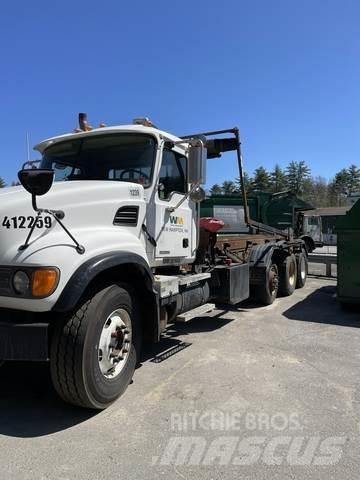 Mack CV713 شاحنات لوادر