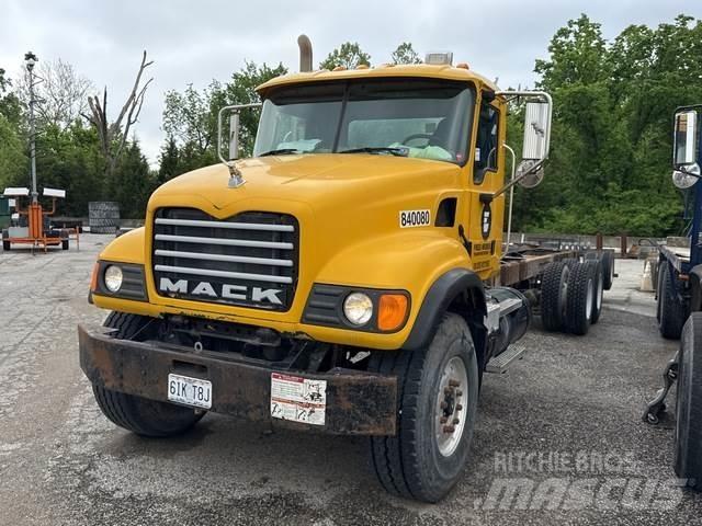Mack CV713 كابينة والداخلية