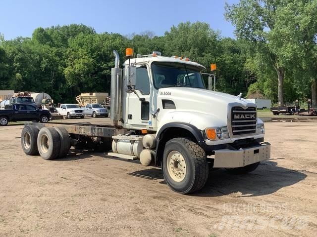 Mack CV713 كابينة والداخلية