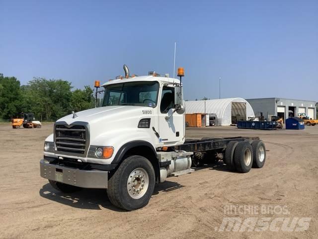 Mack CV713 كابينة والداخلية