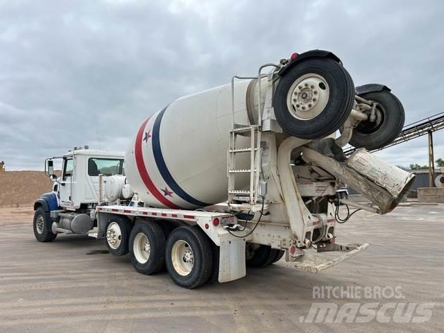 Mack CV713 شاحنات أخرى